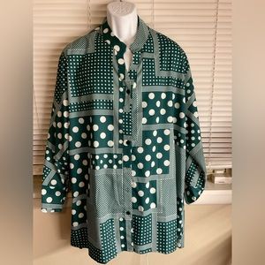 NWOT SHEIN PLUS SIZE GREEN AND WHITE SILKY DRESS